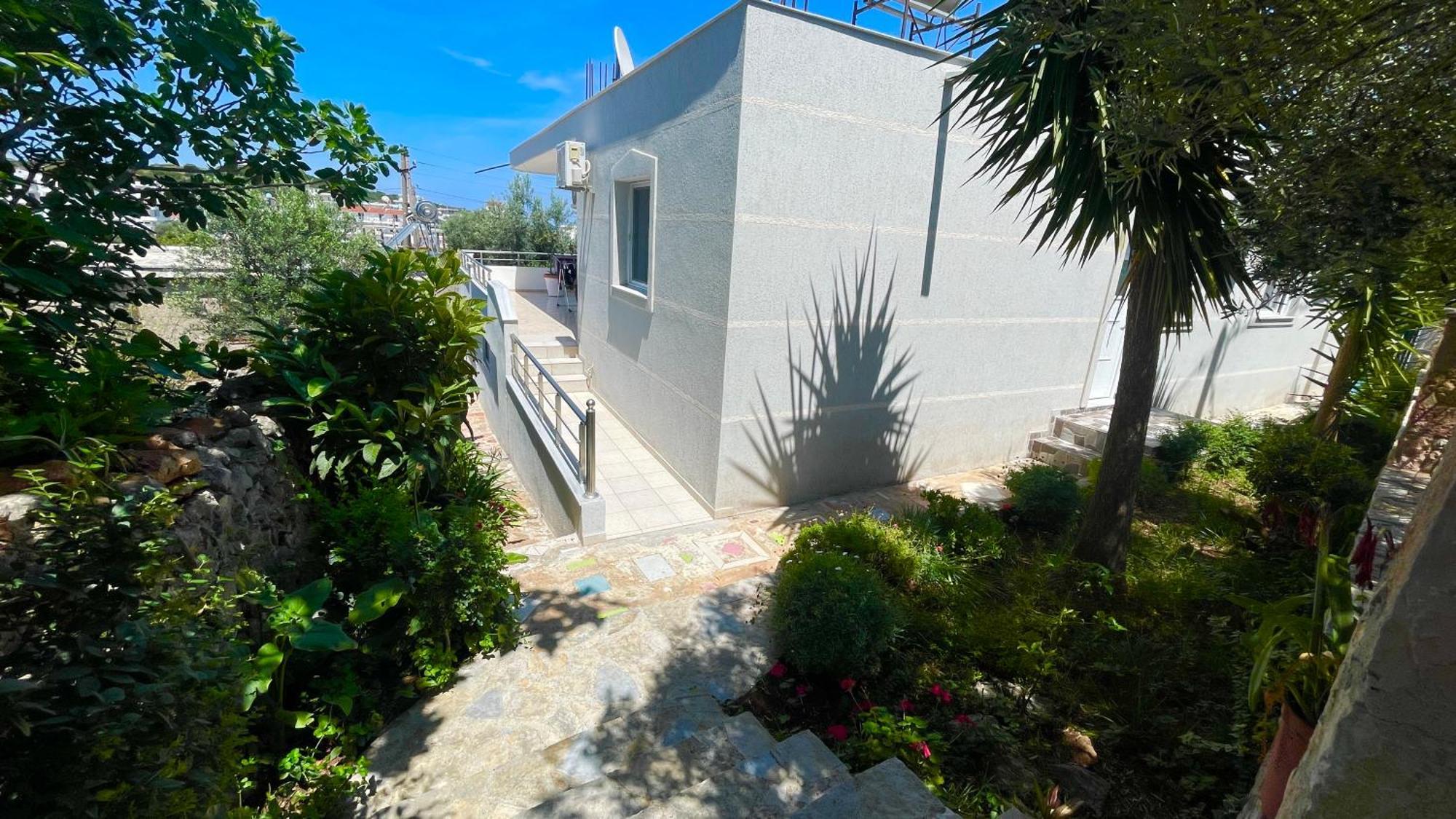 Guesthouse Shehu Ksamil Ngoại thất bức ảnh