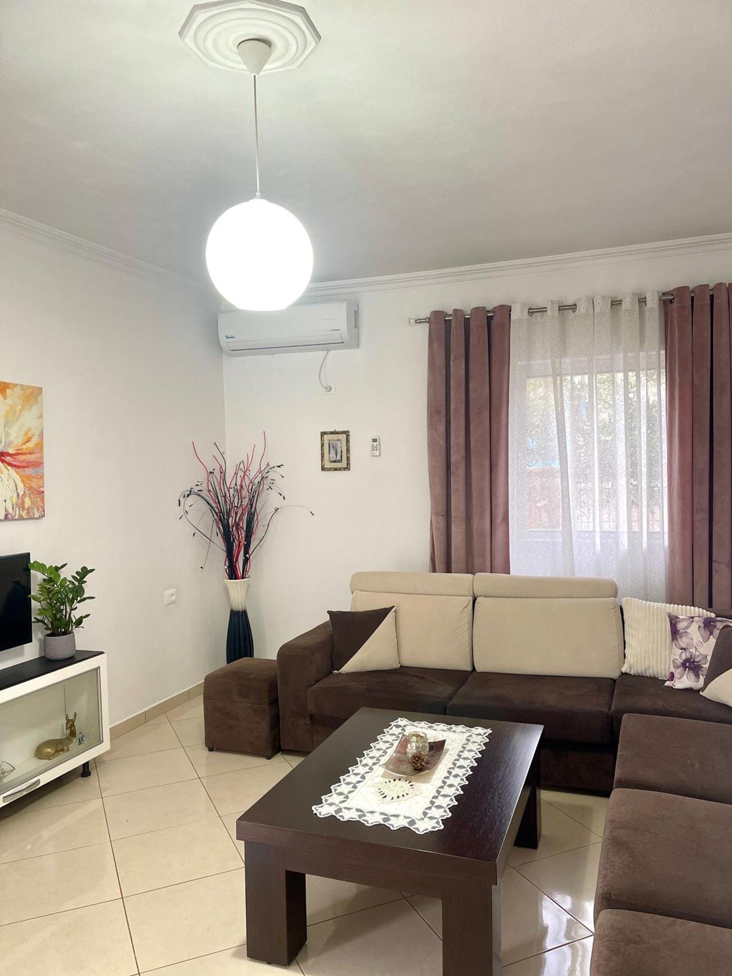 Guesthouse Shehu Ksamil Ngoại thất bức ảnh