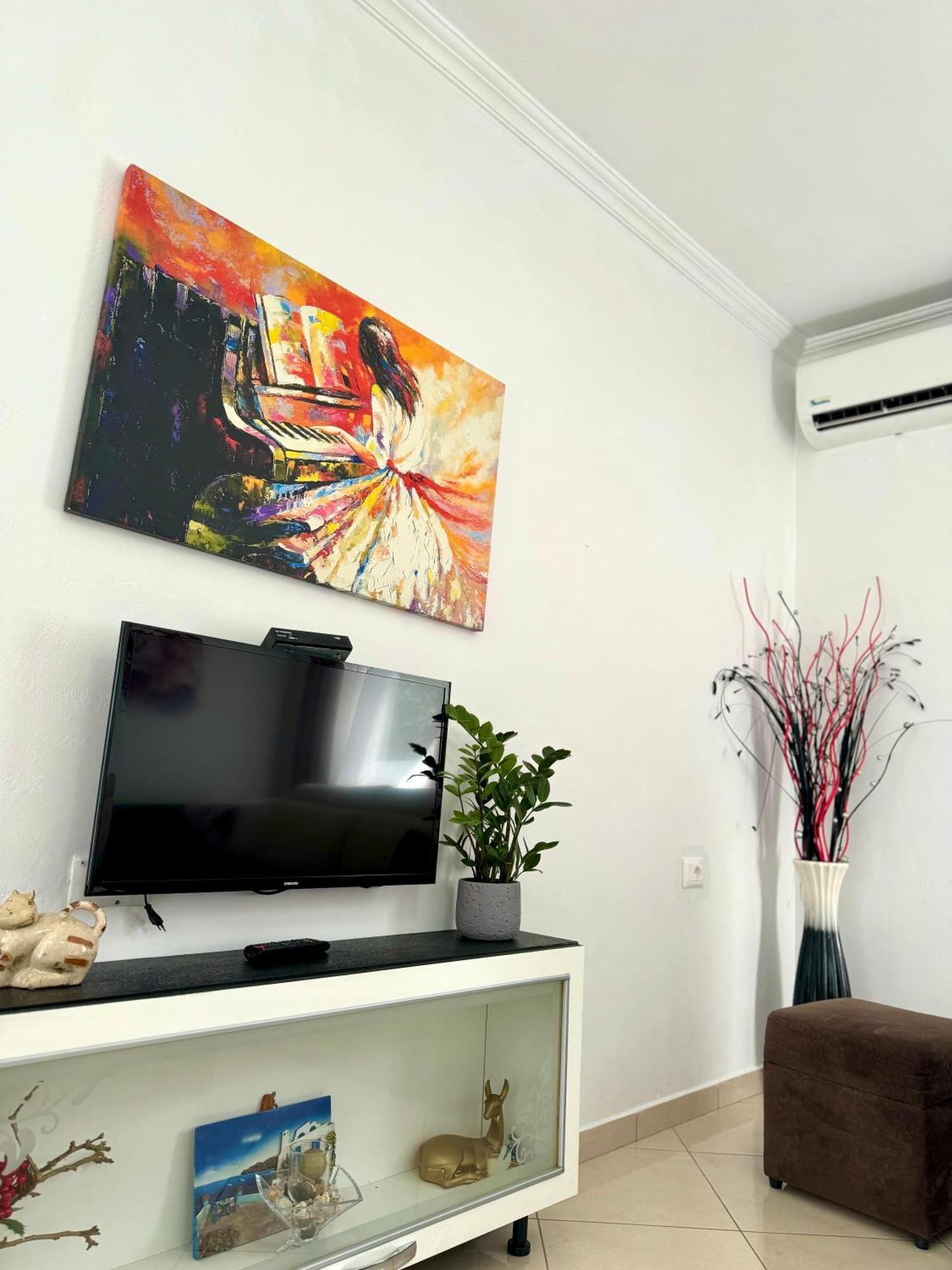 Guesthouse Shehu Ksamil Ngoại thất bức ảnh