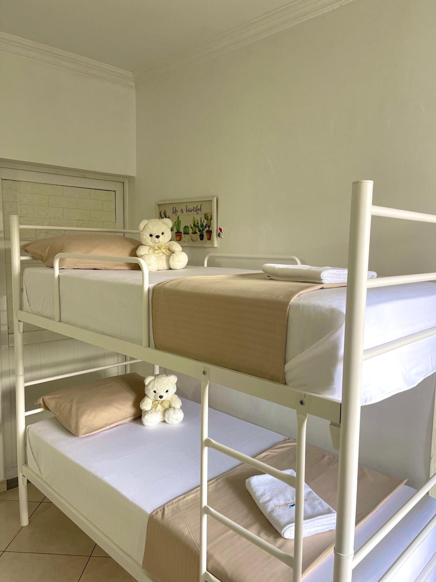Guesthouse Shehu Ksamil Ngoại thất bức ảnh